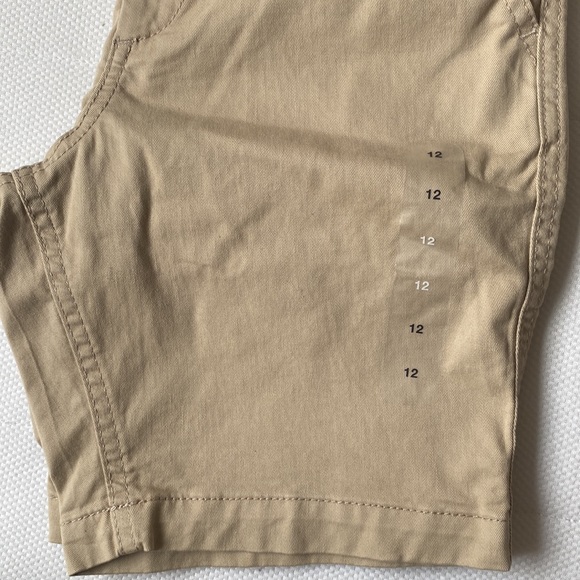 Gap shorts - Picture 2 of 4